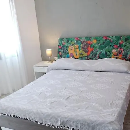 Kolaj Otel * Çeşme
